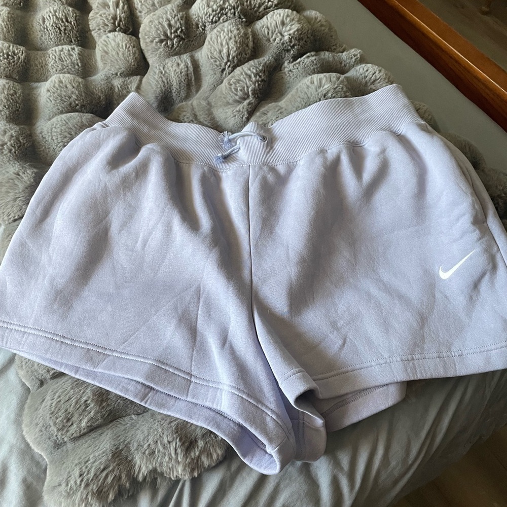 Nike Loose Fit High Rise Fleece Shorts Lavender Purple Women’s 1X NWT